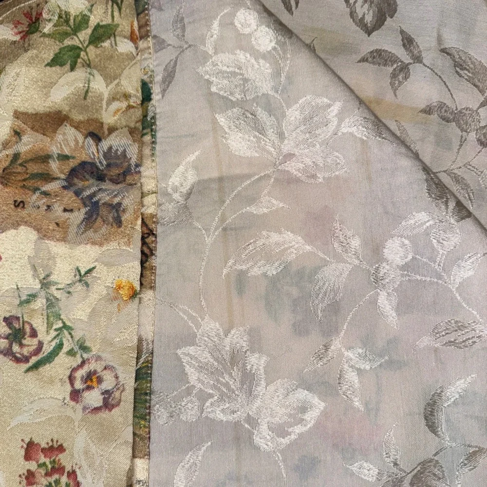 Tablecloth 48x67 Gold Botanical Seed Packet Floral Damask Jacquard Woven